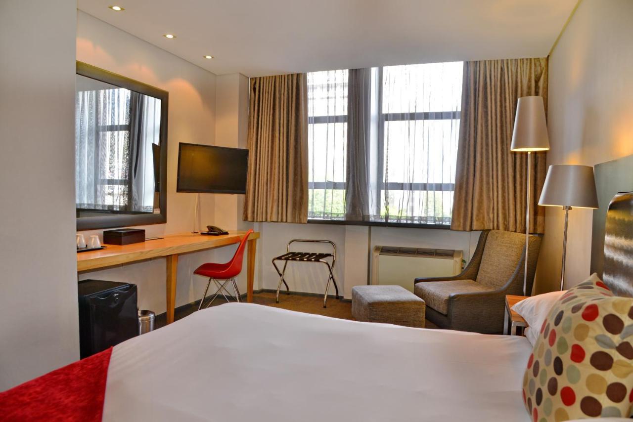 Fountains Hotel 4*