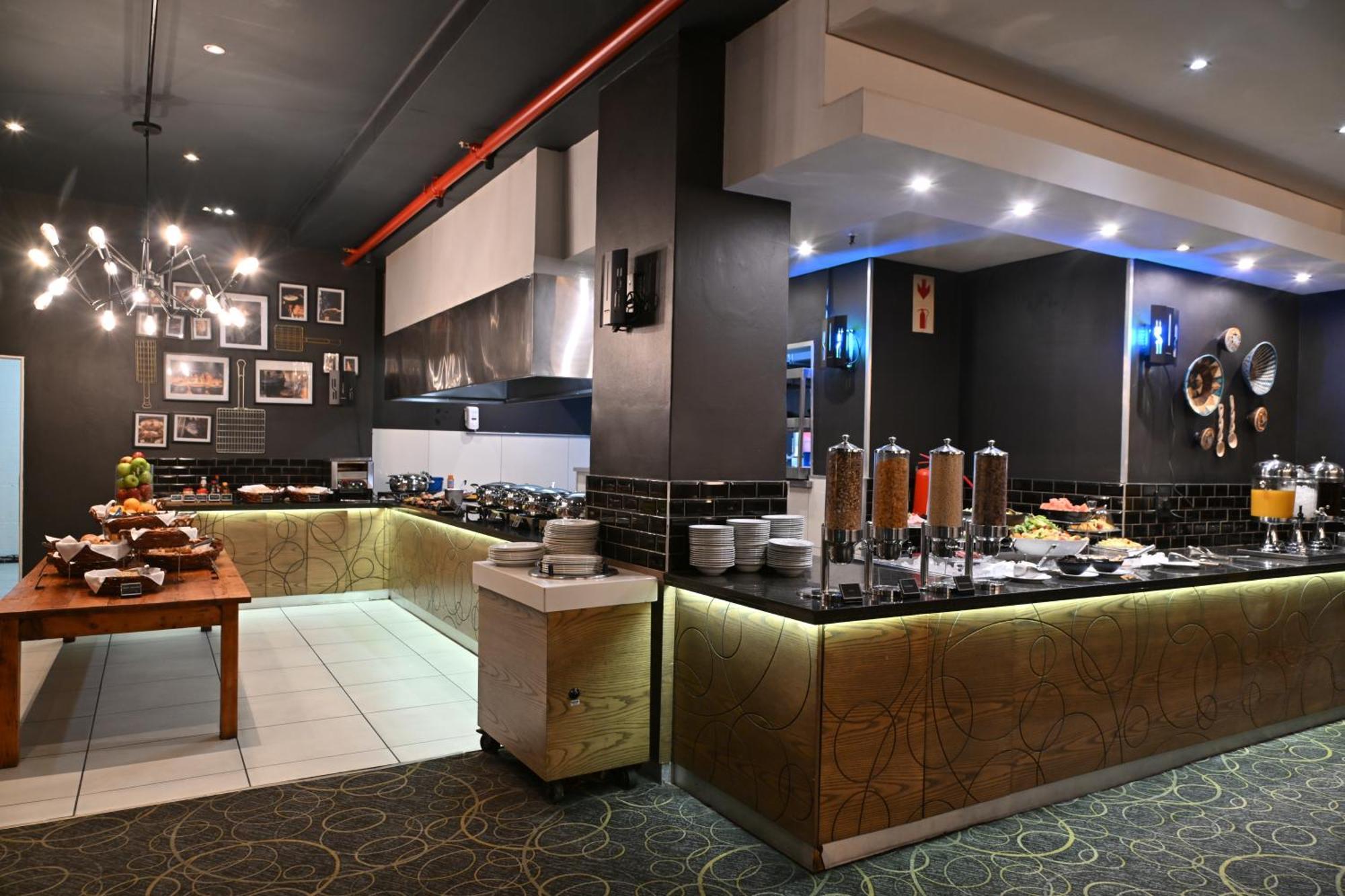 Fountains Hotel